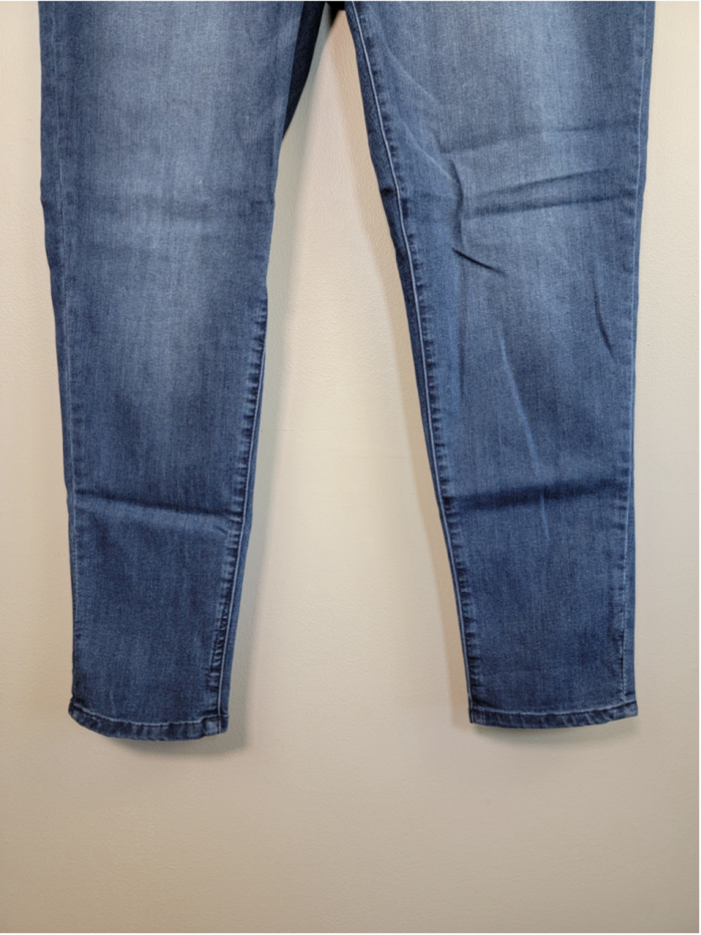 Democracy 16W Skinny Jeans Mid Rise Medium Blue Stretch Sculpting Ab Solution - Picture 6 of 10